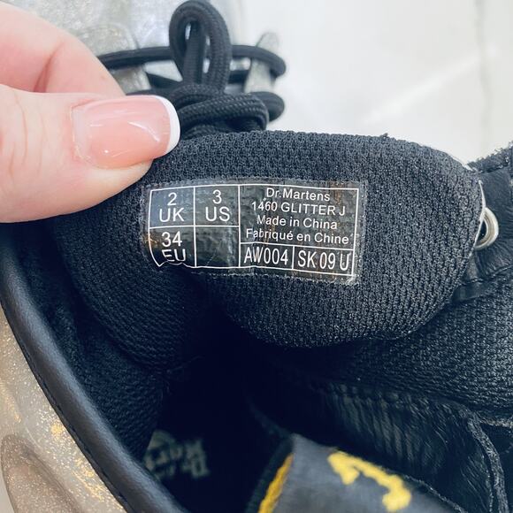 Doc Martens 1460 Glitter J Boots Youth Size 3 Silver Lace Up Combat Shoes Girls - Picture 9 of 9